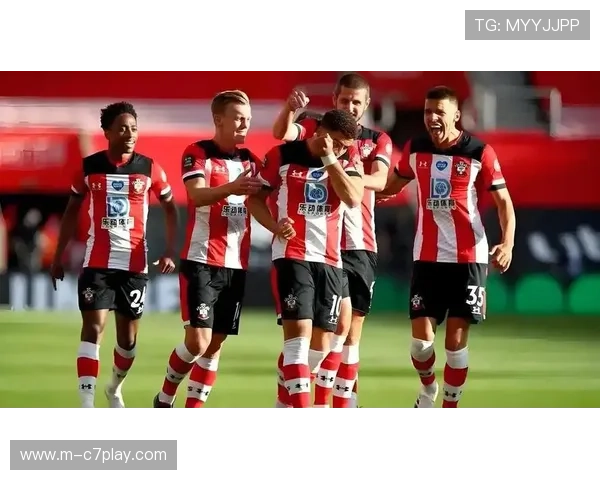 桑德兰1-0水晶宫，皮诺死角破门助球队逃离降级区